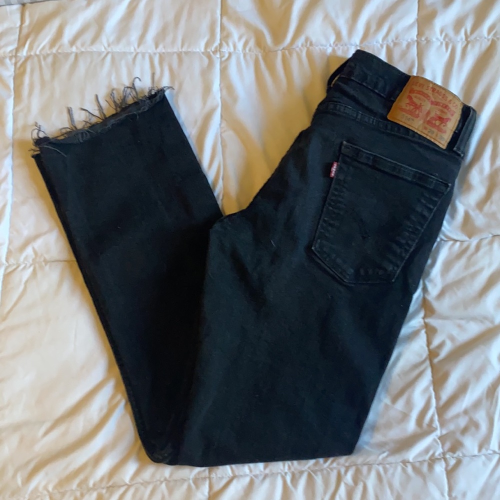 Levi’s black jeans